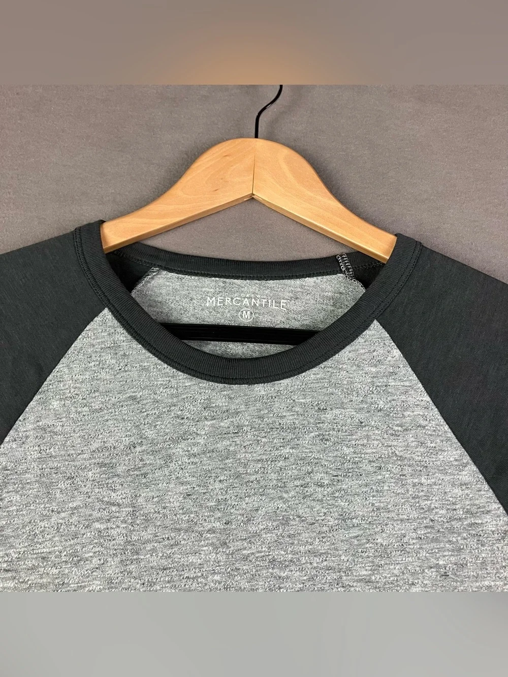 J. Crew Mercantile Men’s Size M Raglan Baseball Shirt Long Sleeve Gray NWT!